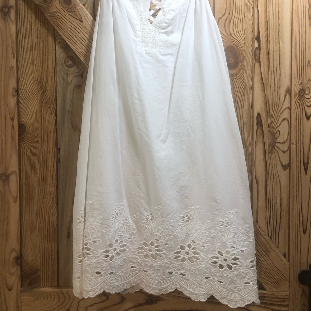 White cotton Lacey dress - Picture 2 of 5